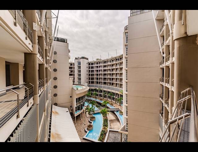 2 BEDROOM APARTMENT FOR SALE IN POINT WATERFRONT